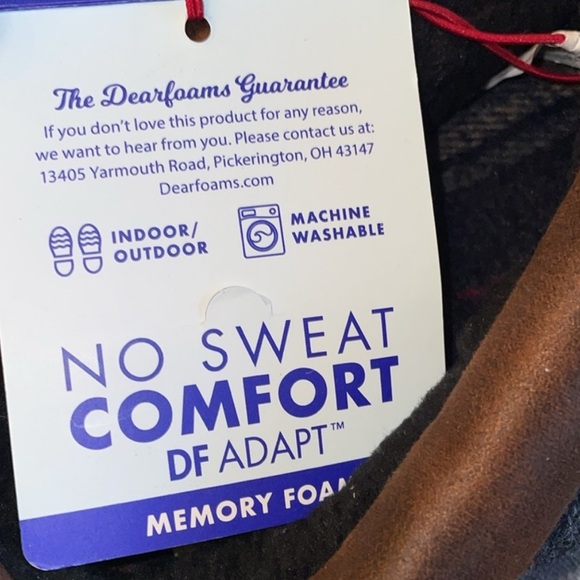 Dluxe by Dearfoam Memory Foam Slippers - Picture 3 of 6